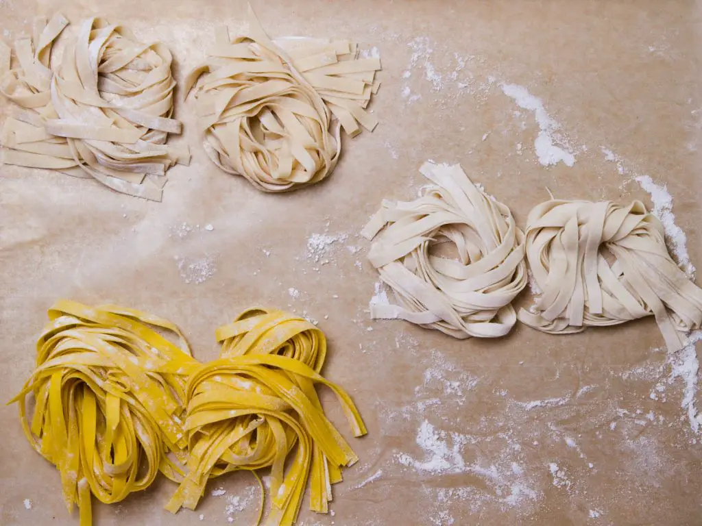 Different types of pasta flour